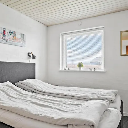 With Fireplace Iii 度假居