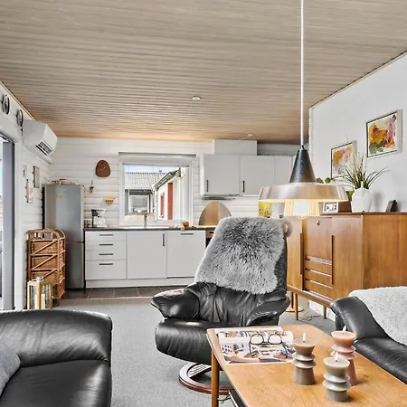 Σπίτι διακοπών With Fireplace Iii Hejls