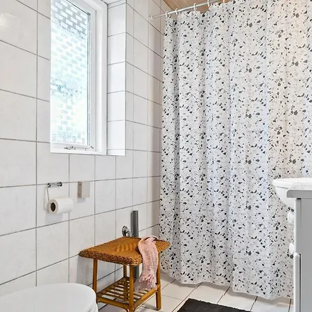 度假居 With Fireplace Iii