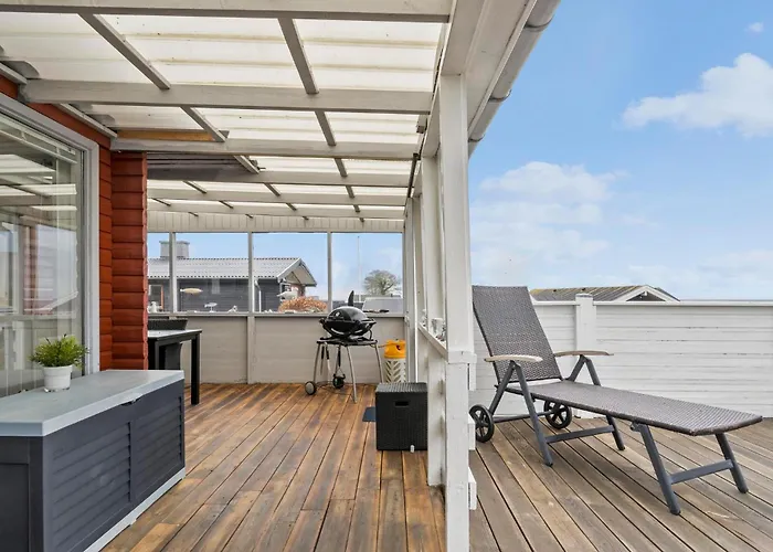 With Fireplace Iii *